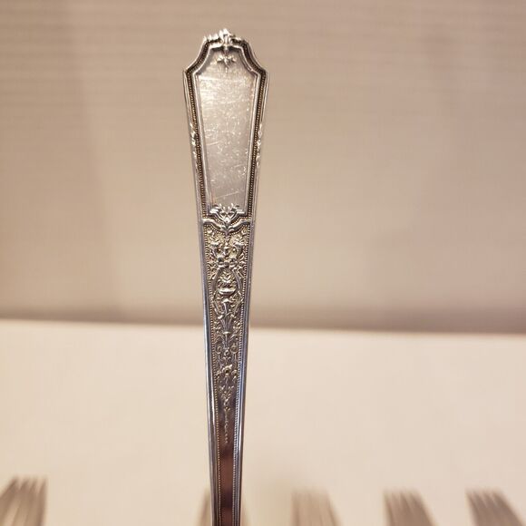 Set 6 Salad/Dessert Forks 1847 Rogers Ancestral 1924 Vintage Silverplate - Picture 11 of 11